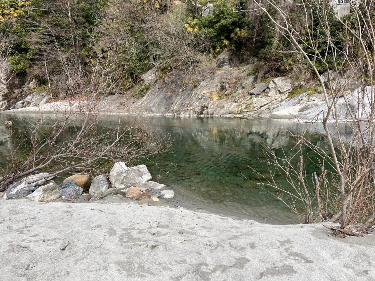 Blue River Losone Ngoại thất bức ảnh