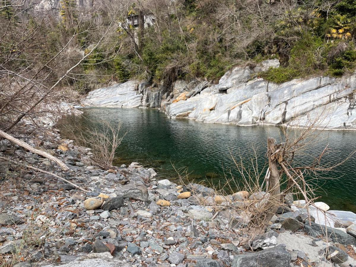 Blue River Losone Ngoại thất bức ảnh