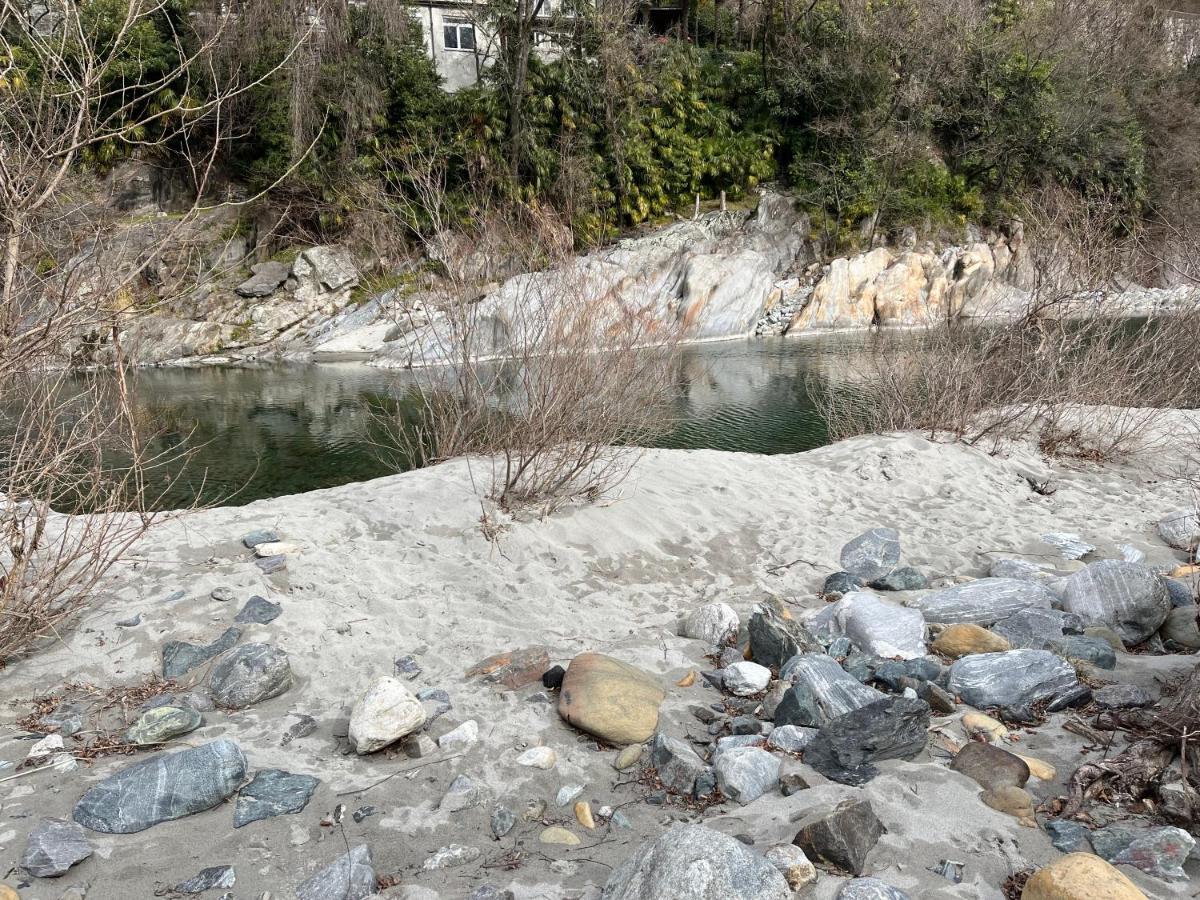 Blue River Losone Ngoại thất bức ảnh